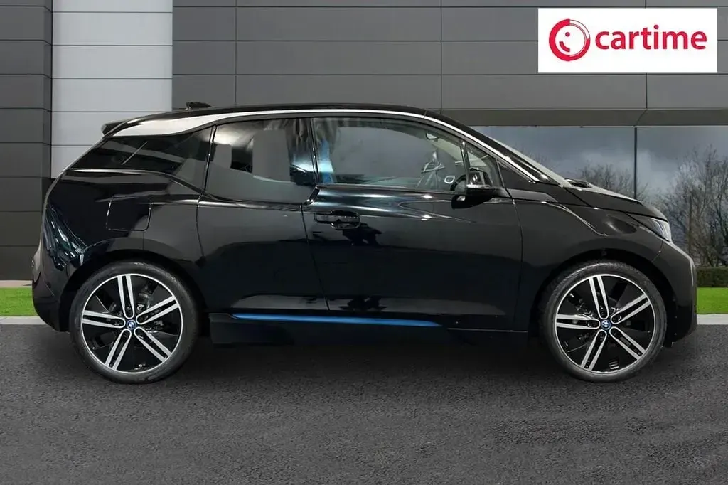 Używany BMW i3 Comfort Edition 125 kW (170 KM) 2021 Czarny Hatchback