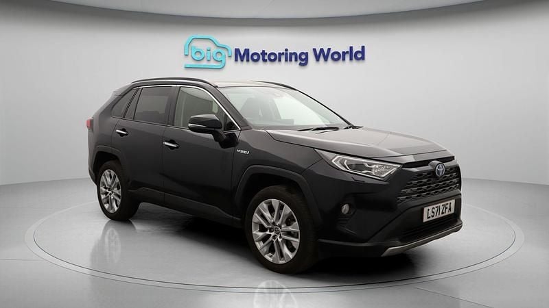 Used 2021 Toyota RAV4 Hybrid SUV | £24,000 (A bit pricey) - Image 1/4
