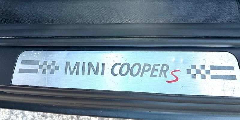 Used Mini Cooper S 2013 White Hatchback