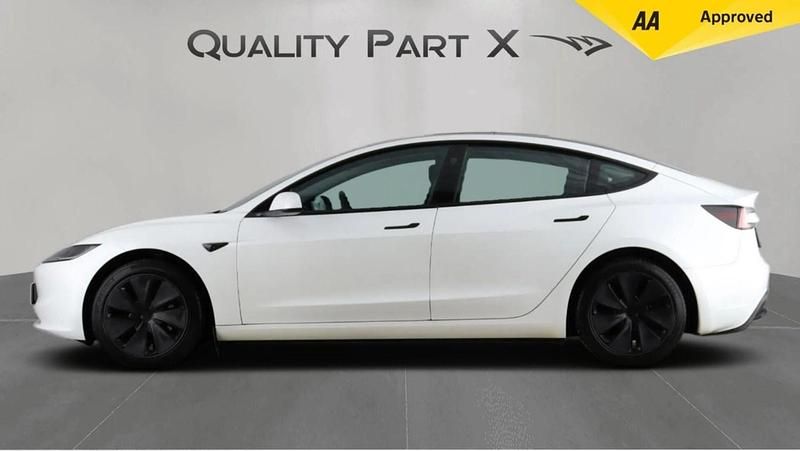 Used Tesla Model 3 RWD 208 kW (283 HP) 2024 White Sedan