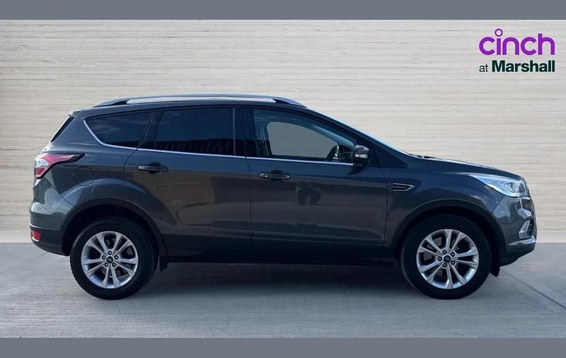 Used Ford Kuga Titanium 150 HP (110 kW) 2018 Grey SUV