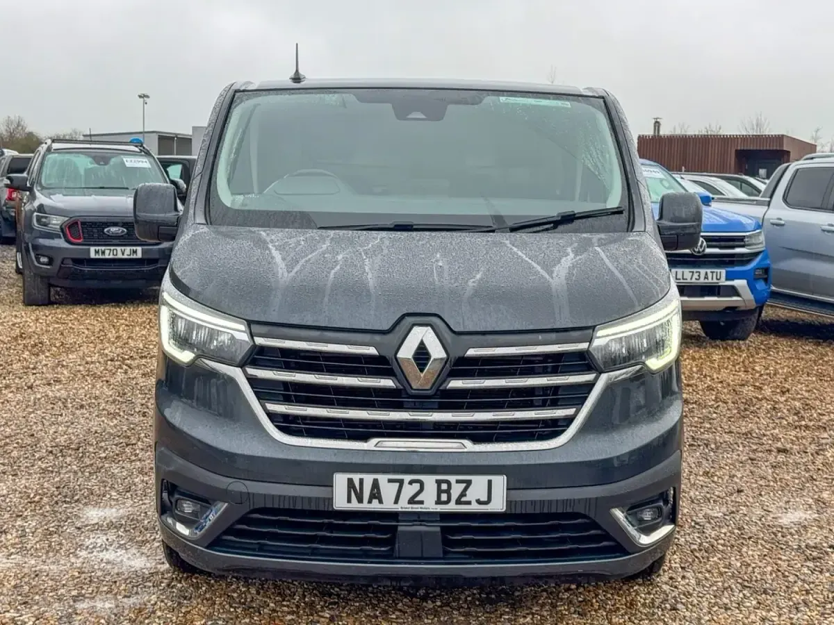 Usado Renault Trafic 2022 Cinzento