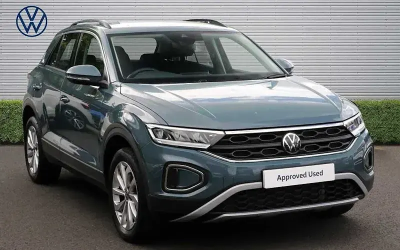 Used VW T-Roc Life 150 HP (110 kW) 2025 SUV