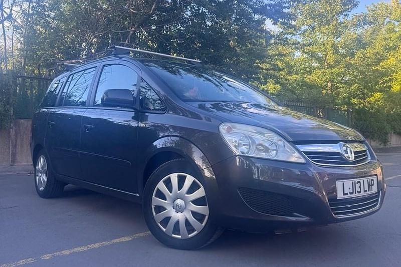 Grey Used 2013 Vauxhall Zafira MPV | £1,995 (A bit pricey) - Image 1/1
