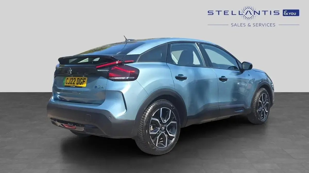 Used Citroën e-C4 98 kW (134 HP) 2022 Blue Hatchback