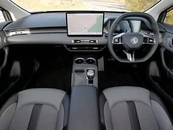 New MG MG4 EV Trophy 169 kW (231 HP) 2026 Green Hatchback