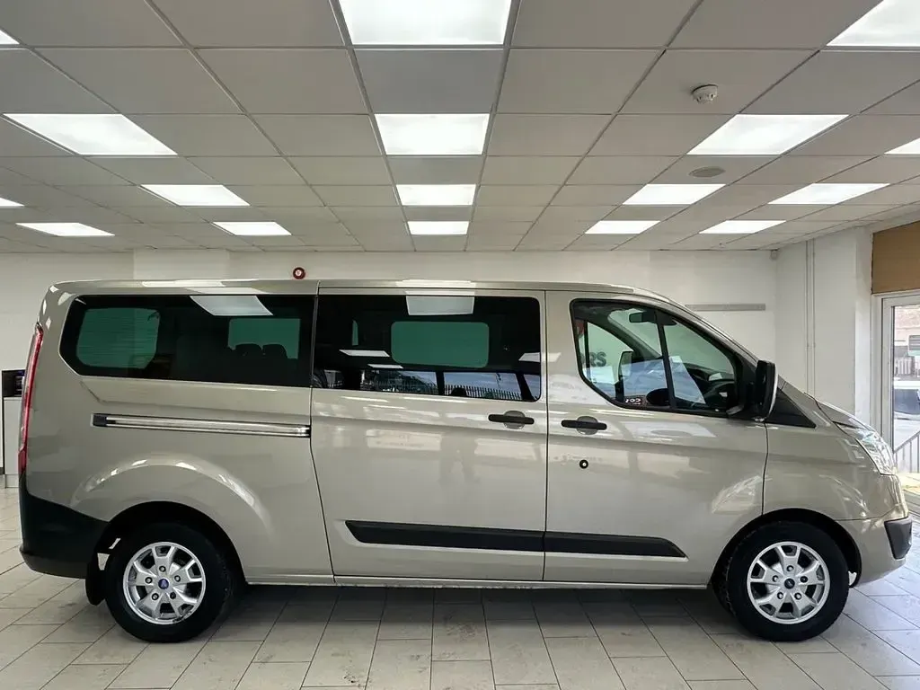 Used Ford Transit Custom Trend 125 HP (91 kW) 2013 Silver Van