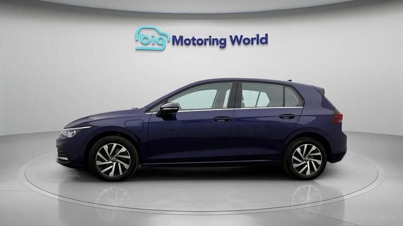 Used VW Golf VIII Style 204 HP (150 kW) 2023 Blue Hatchback