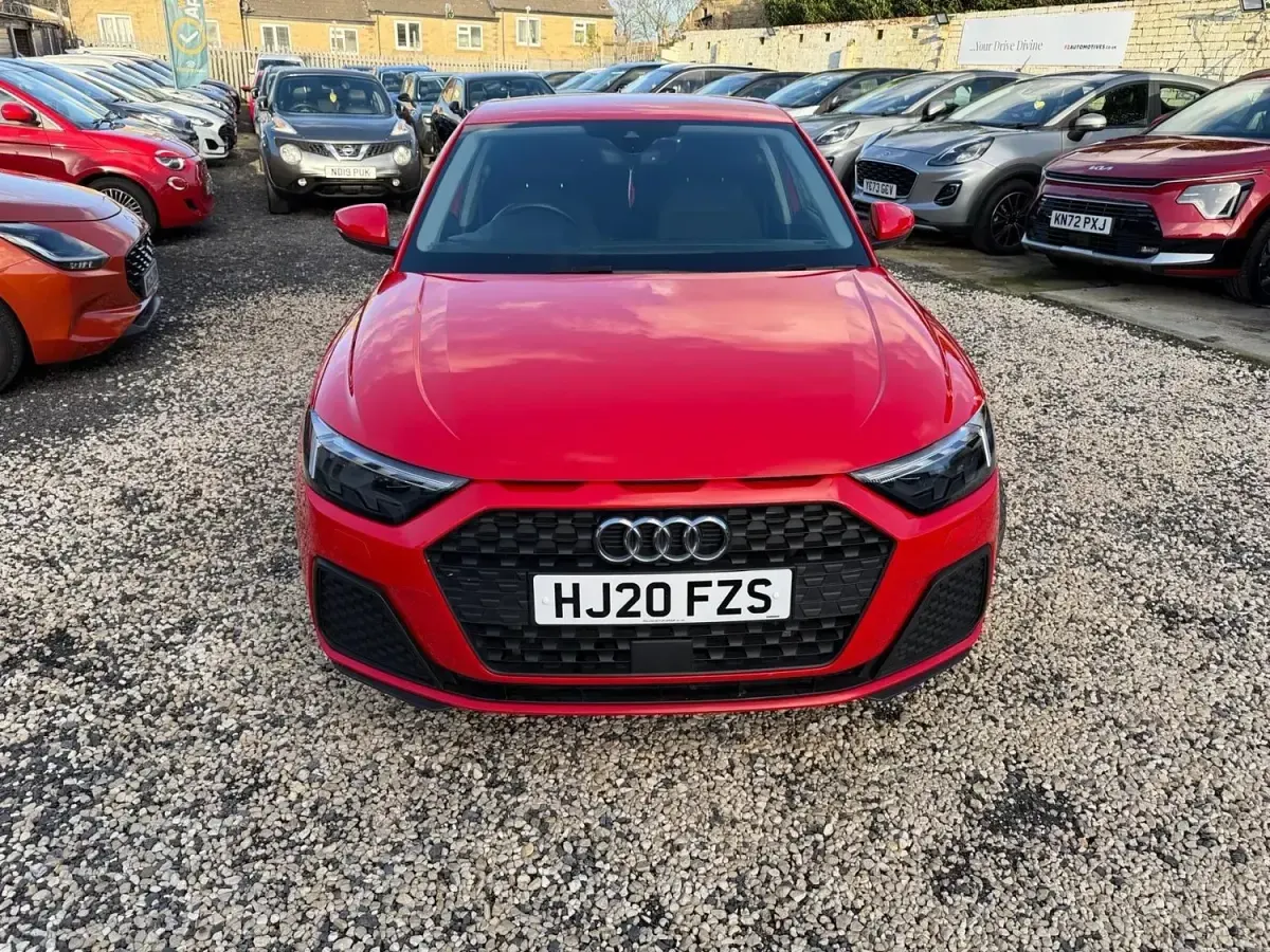 Usado Audi A1 Sportback Performance 110 HP (80 kW) 2020 Vermelho Citadino