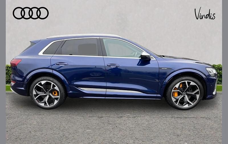 Used Audi e-tron Advanced 369 kW (503 HP) 2021 Blue SUV