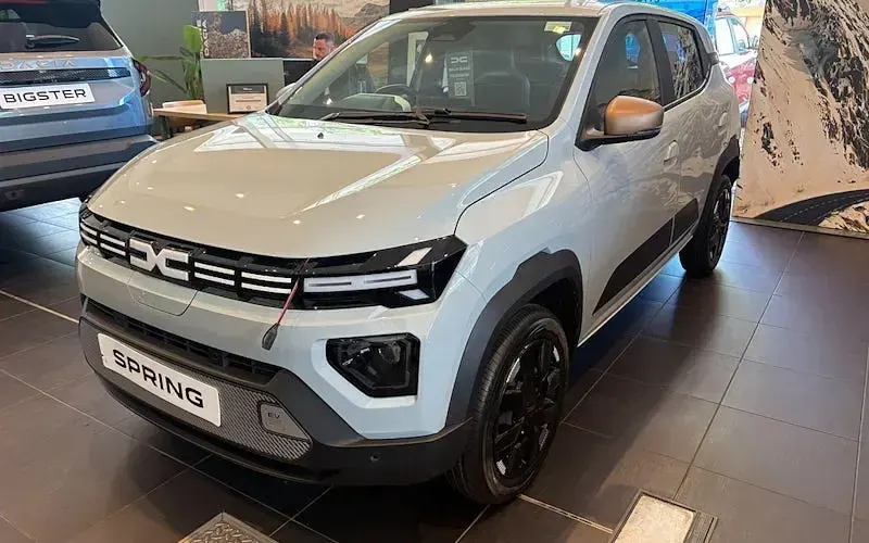 New Dacia Spring Extreme 75 kW (102 HP) 2026 Hatchback