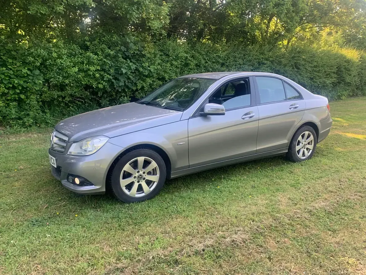 Used Mercedes C220 SE 2012 Silver Sedan