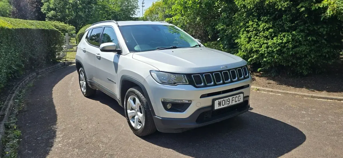Used Jeep Compass Longitude 140 HP (102 kW) 2019 Silver SUV