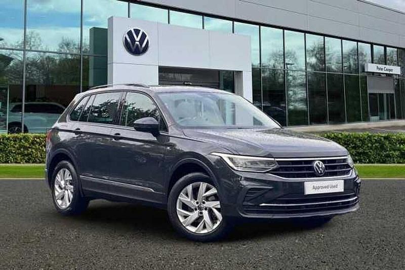 Used 2022 VW Tiguan SUV | £21,456 (Super price) - Image 1/4