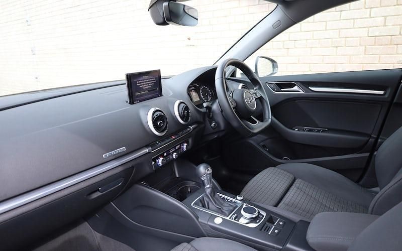 Used Audi A3 e-tron 150 HP (110 kW) 2018 Hatchback