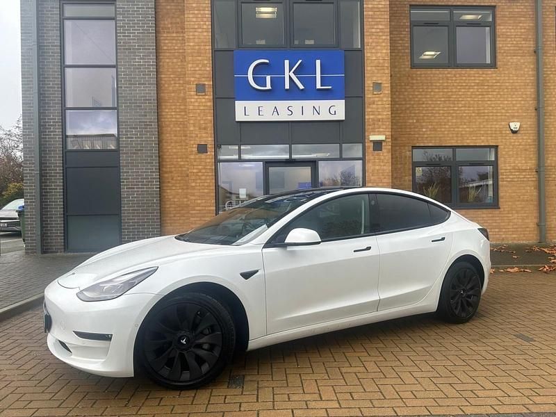 White Used 2020 Tesla Model 3 Long Range AWD Sedan | £16,990 (Fair price) - Image 1/4