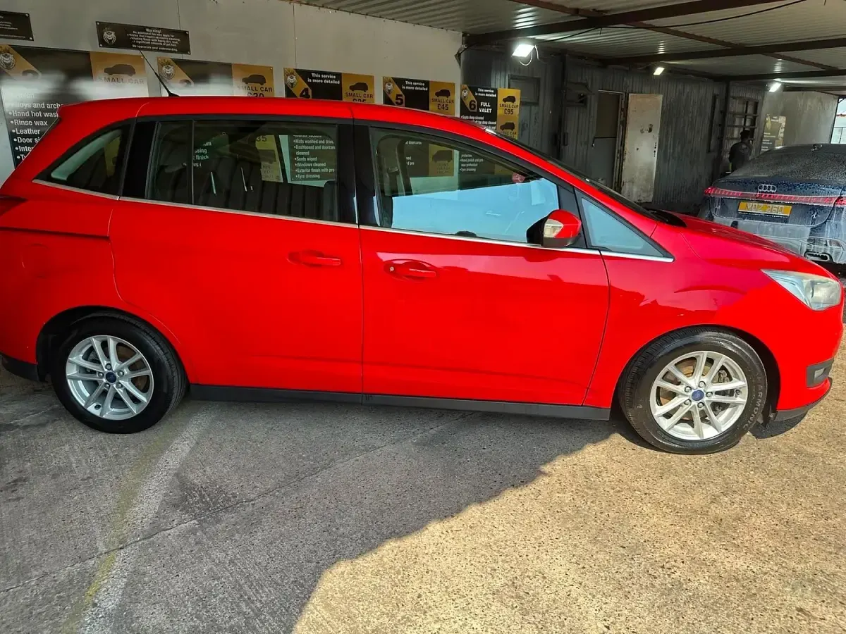 Used Ford Grand C-Max Zetec 2016 Red MPV