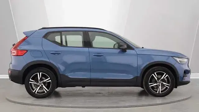 Usado Volvo XC40 Plus 163 CV (119 kW) 2024 SUV