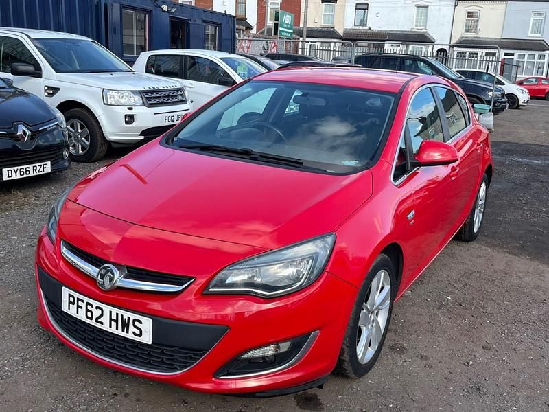 Used Vauxhall Astra SRi 2013 Red Hatchback