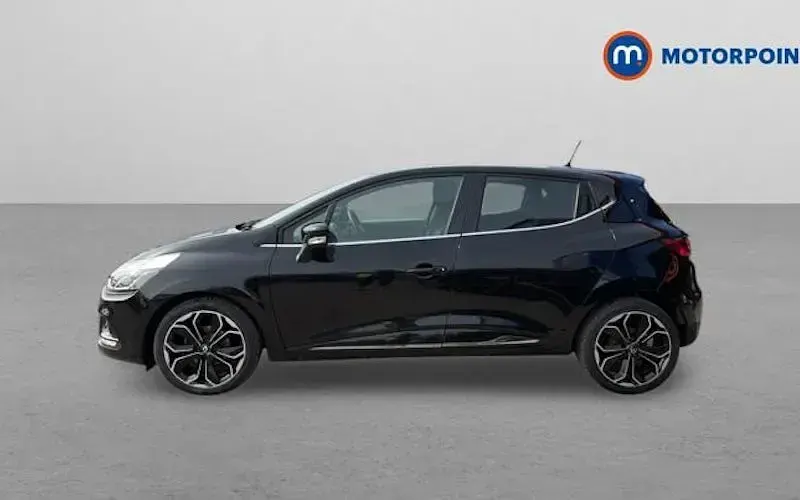Used Renault Clio Iconic 90 HP (66 kW) 2019 Black Hatchback