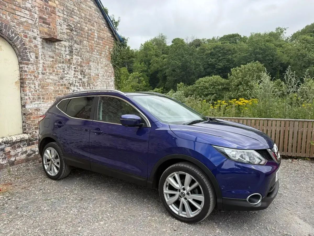 Used Nissan Qashqai S 110 HP (80 kW) 2017 Blue SUV