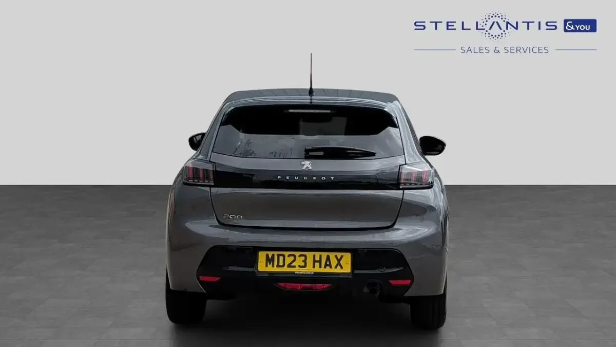 Used Peugeot 208 Allure+ 99 HP (72 kW) 2023 Grey Hatchback