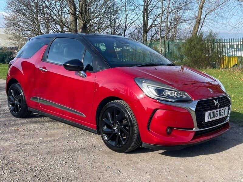Red Used 2016 DS Automobiles DS3 Prestige Hatchback | £5,995 (Fair price) - Image 1/4