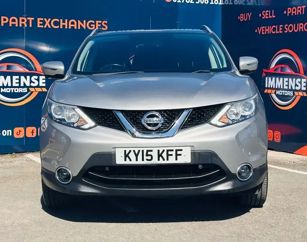 Used Nissan Qashqai N-TEC 110 HP (80 kW) 2015 Silver SUV