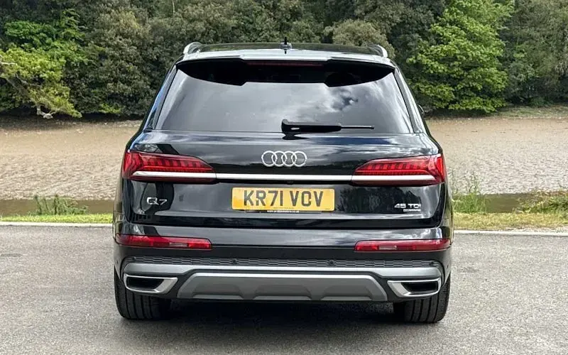 Used Audi Q7 S-Line 231 HP (169 kW) 2024 SUV