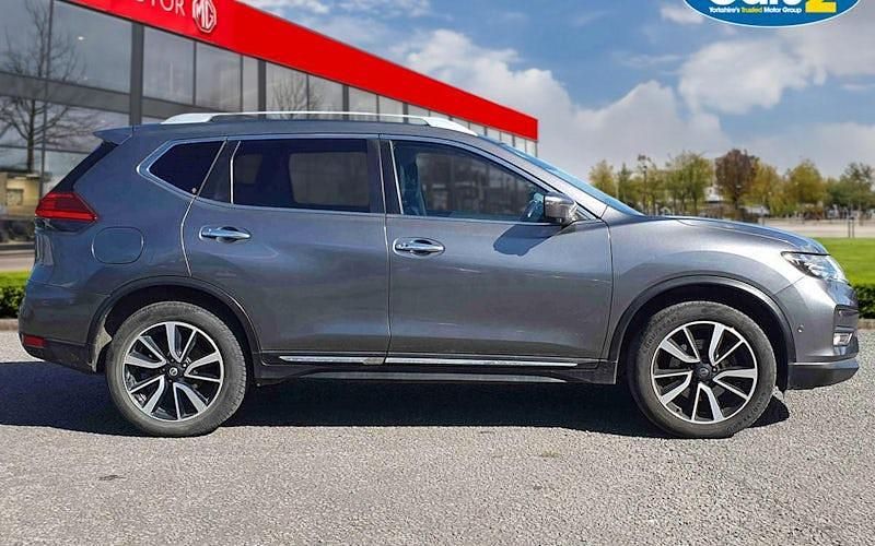 Used Nissan X-Trail Tekna 150 HP (110 kW) 2019 Grey SUV