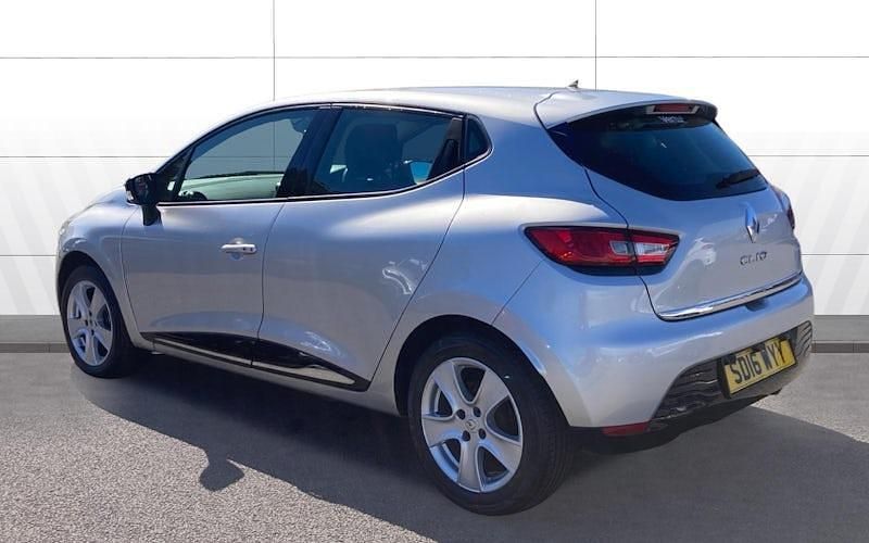 Gebraucht Renault Clio IV Dynamique 75 PS (55 kW) 2016 Silber Kleinwagen