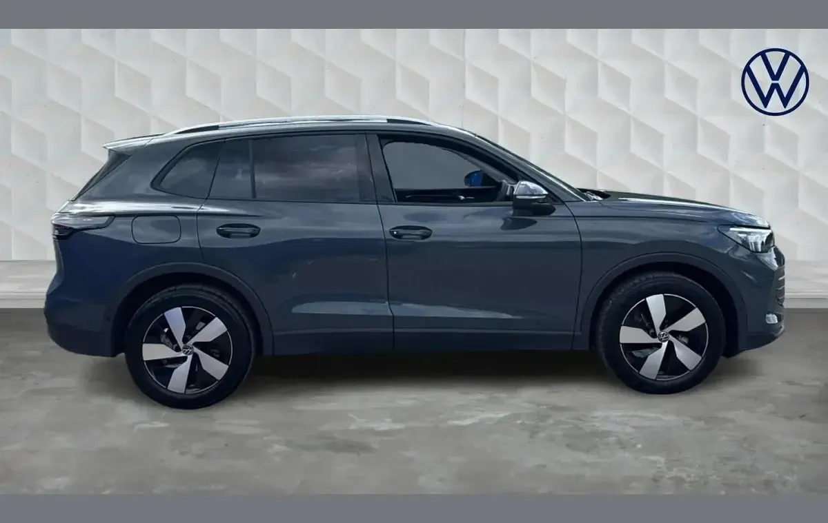 Used VW Tiguan Match 147 HP (108 kW) 2025 Grey SUV