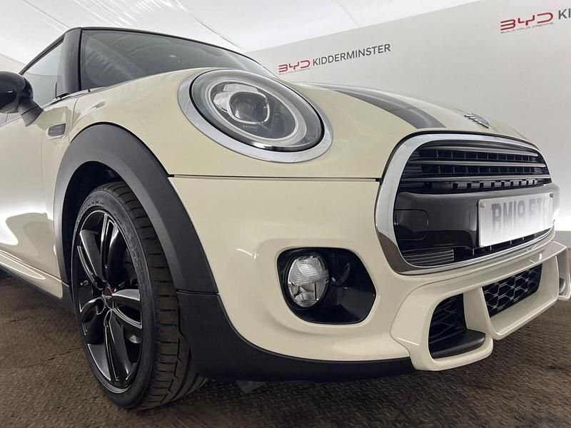 Usado Mini Cooper Hatch 2019 Branco Citadino