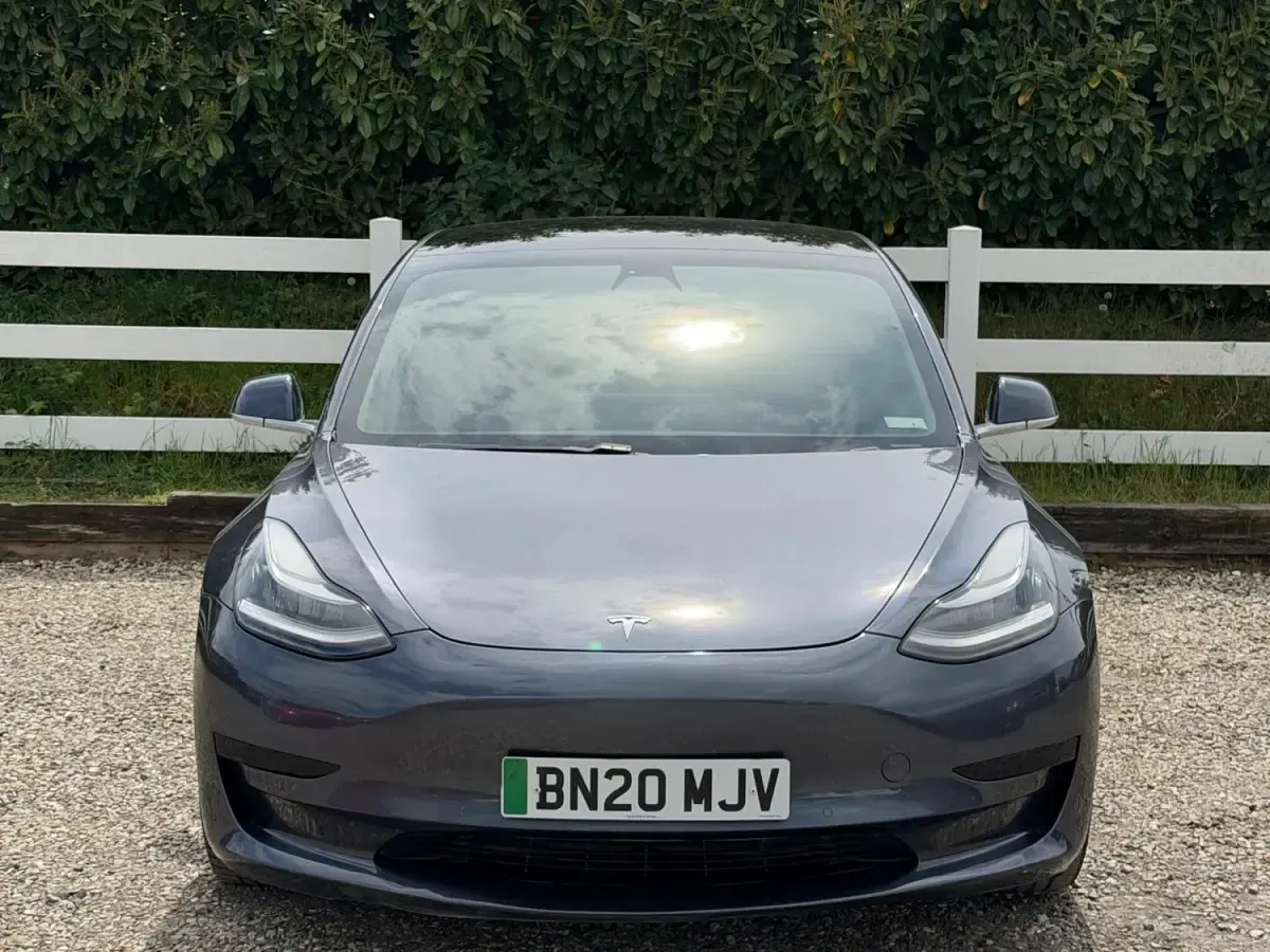 Używany Tesla Model 3 Standard Range 239 kW (325 KM) 2020 Szary Sedan/Limuzyna