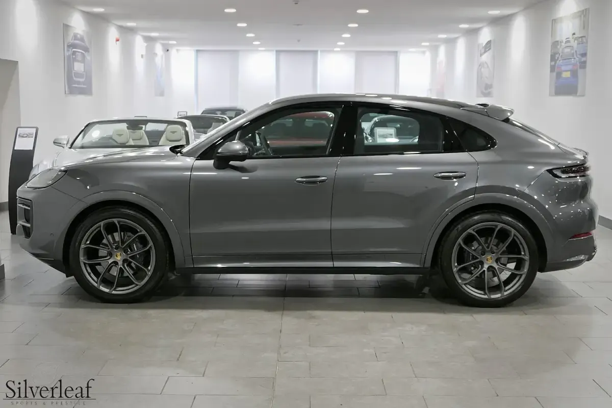 Used Porsche Cayenne 350 HP (257 kW) 2023 Grey SUV