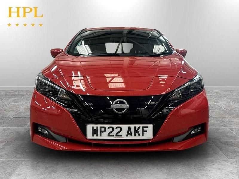 Used Nissan Leaf Tekna 110 kW (150 HP) 2022 Red Hatchback