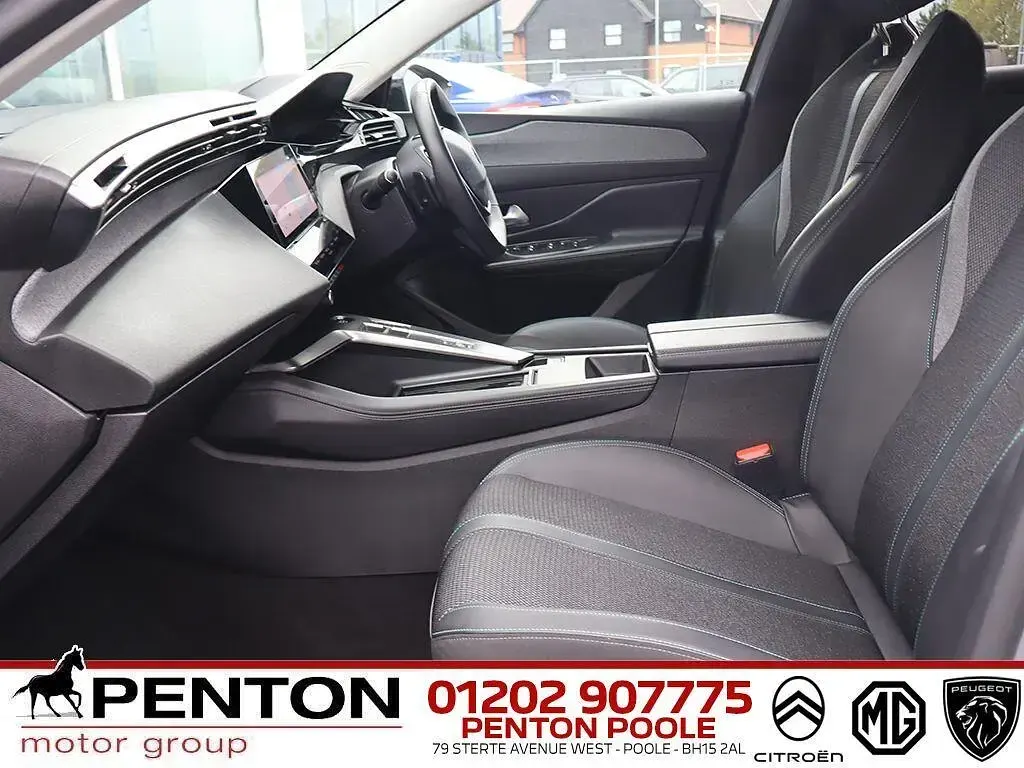 Used Peugeot 308 Allure Premium 130 HP (95 kW) 2022 Grey Estate