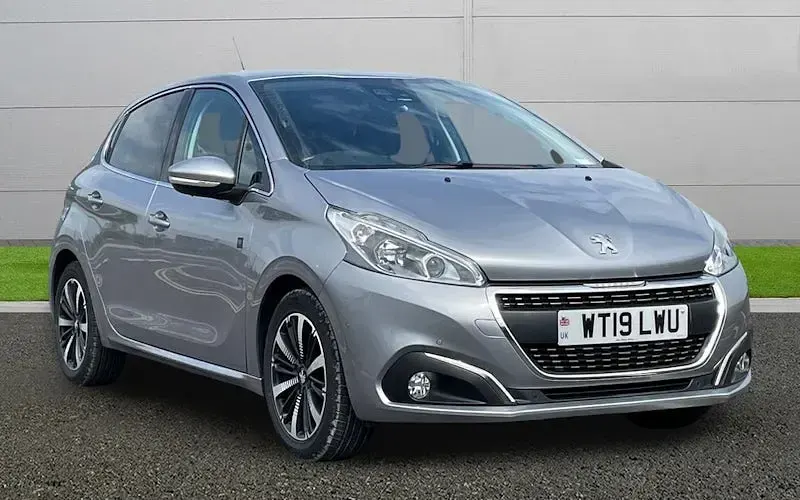 Second-hand Peugeot 208 S 82 CP (60 kW) 2019 Hatchback