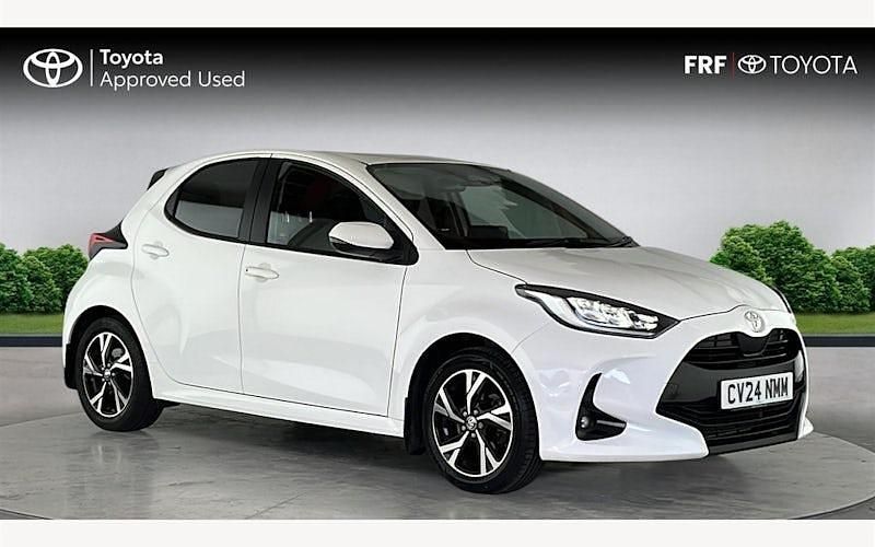Used Toyota Yaris Hybrid Design 116 HP (85 kW) 2026 Hatchback