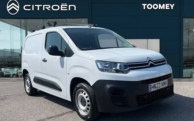 Used Citroën Berlingo 102 HP (75 kW) 2023 MPV