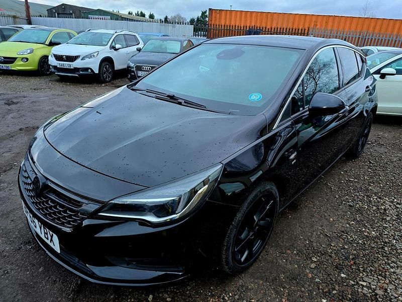 Black Used 2016 Vauxhall Astra SRi Hatchback | £4,000 (Super price) - Image 1/4