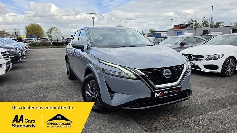 Used Nissan Qashqai Acenta Premium 2022 Grey SUV