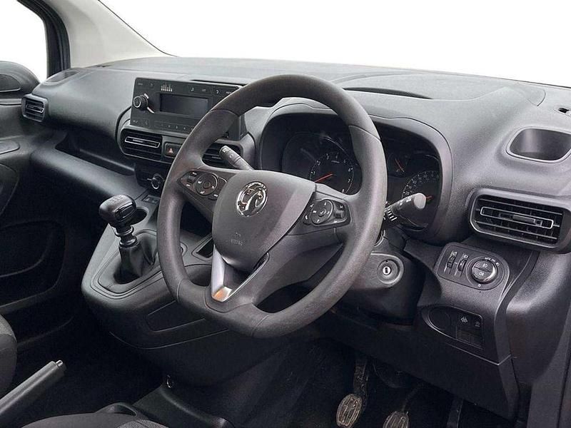 Used Vauxhall Combo Edition 2022 Blue MPV