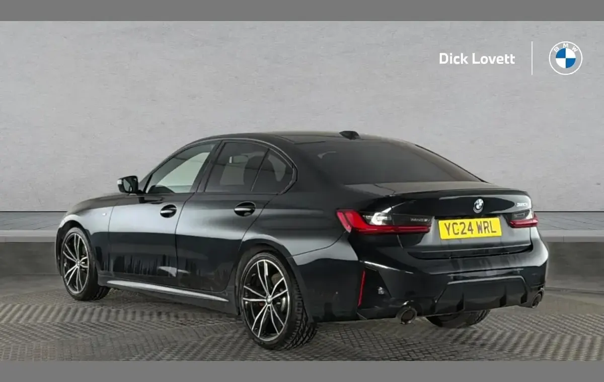 Usado BMW 320 M Sport 181 HP (133 kW) 2024 Preto Sedan