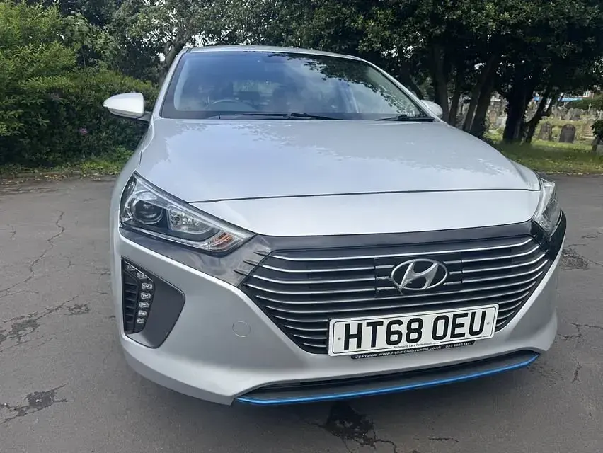 Begagnad Hyundai Ioniq SE 141 HK (103 kW) 2019 Silver Halvkombi