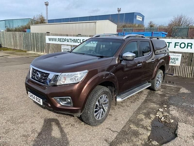 Used Nissan Navara Tekna 190 HP (139 kW) 2016 Bronze Pickup