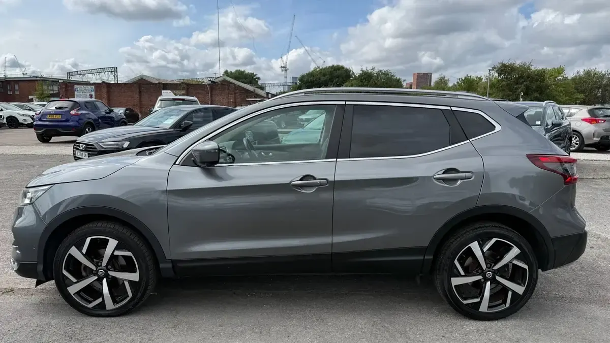Used Nissan Qashqai Tekna 2018 Grey SUV