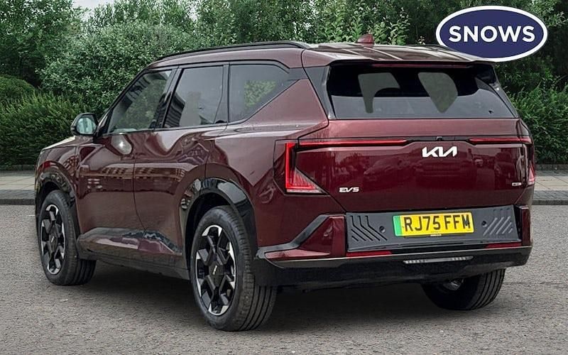 Used Kia EV5 GT-Line S 160 kW (218 HP) 2025 Red SUV