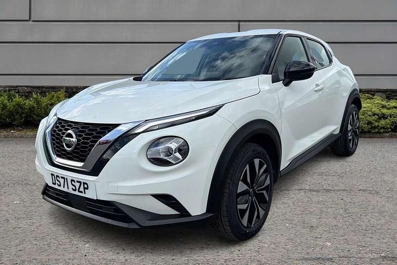 Used Nissan Juke Acenta 112 HP (82 kW) 2022 White SUV