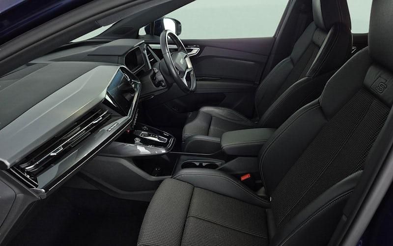 Used Audi Q4 e-tron S-Line 150 kW (204 HP) 2023 SUV